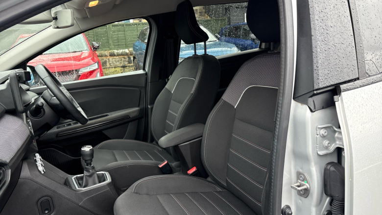 Dacia Jogger 1.0 TCe Extreme SE 5dr Petrol Estate